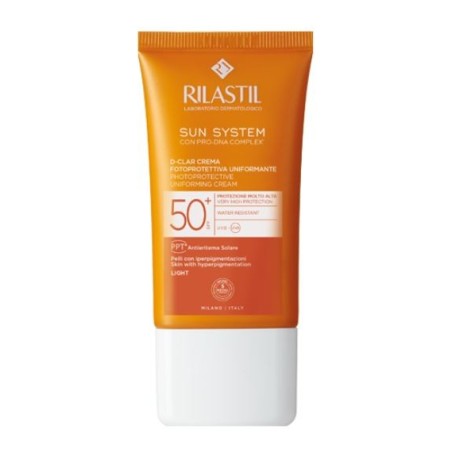 Rilastil Sun System D-Clar Light SPF 50+ crema solare uniformante 40 ml Rilastil Sun System D-Clar Light SPF 50+ crema solare uniformante 40 ml
