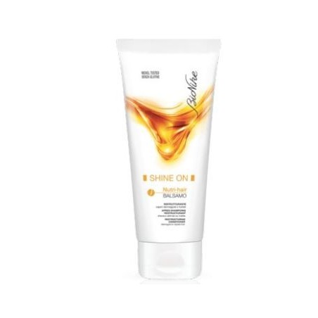 BioNike Shine On Balsamo ristrutturante per capelli secchi o sfibrati 200 ml BioNike Shine On Balsamo ristrutturante per capelli secchi o sfibrati 200 ml