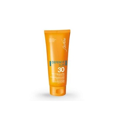 BioNike Defence Sun Crema solare minerale viso e corpo SPF30 100 ml BioNike Defence Sun Crema solare minerale viso e corpo SPF30 100 ml