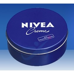 Nivea Creme crema corpo idratante classica per tutta la famiglia 250 ml