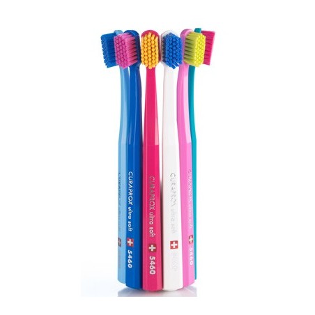 Curaprox CS 5460 Spazzolino ultra soft delicatissimo su denti e gengive 1 pezzo Curaprox CS 5460 Spazzolino ultra soft delicatissimo su denti e gengive 1 pezzo