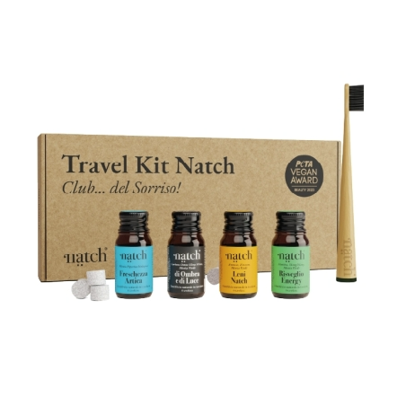 Natch Travel Kit - 4 Mini dentifrici naturali in tavolette + spazzolino Natch Travel Kit - 4 Mini dentifrici naturali in tavolette + spazzolino