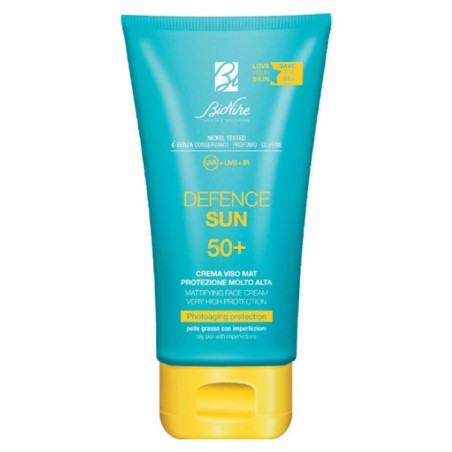 Bionike Defence Sun Crema Viso Mat SPF50+ Protezione solare opacizzante 50 ml Bionike Defence Sun Crema Viso Mat SPF50+ Protezione solare opacizzante 50 ml