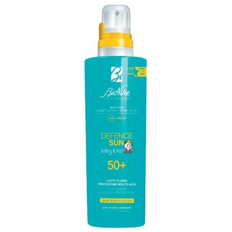 Bionike Defence Sun Baby & Kid Latte fluido solare SPF50+ 200 ml Bionike Defence Sun Baby & Kid Latte fluido solare SPF50+ 200 ml