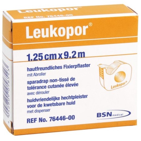 Leukopor cerotto in rocchetto ipoallergenico TNT bianco con dispenser 1,25 x 920 cm Leukopor cerotto in rocchetto ipoallergenico TNT bianco con dispenser 1,25 x 920 cm